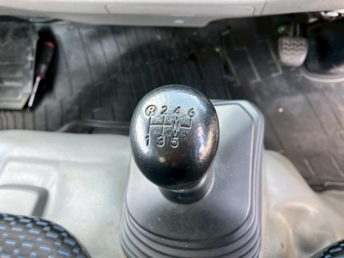 ☆R4 標準/ロング ラッシング2段 字光式ナンバー|中古トラックの販売・買取・査定のアイナビ