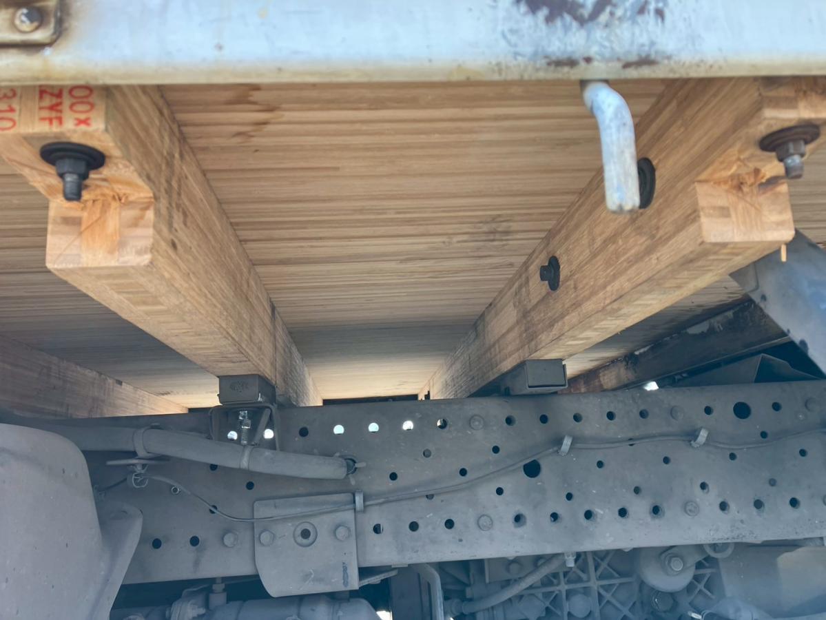 ☆H27 標準/ロング セイコーラック ロープ穴4対|中古トラックの販売・買取・査定のアイナビ