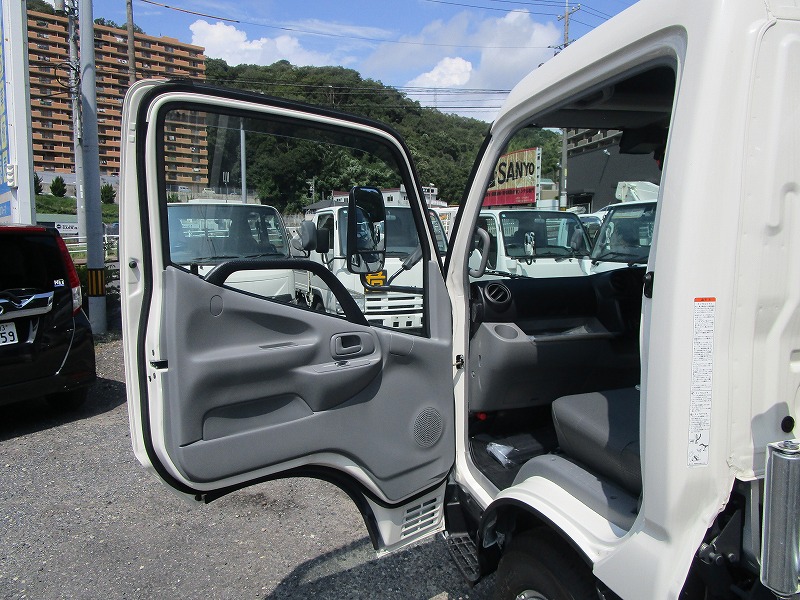 3KL タンク車 消防書類有り 未使用車|中古トラックの販売・買取・査定のアイナビ