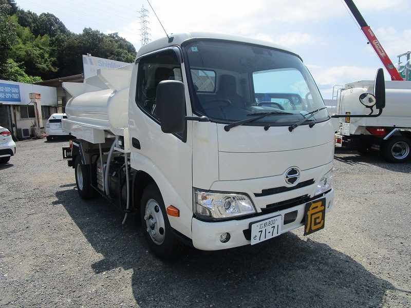 3KL タンク車 消防書類有り 未使用車|中古トラックの販売・買取・査定のアイナビ