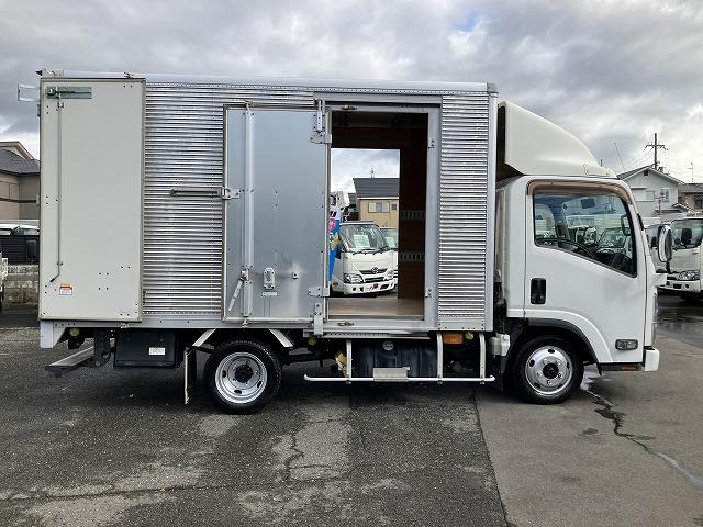 いすゞ バン車|中古トラックの販売・買取・査定のアイナビ