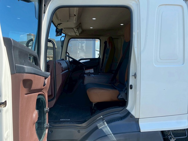 ワンオーナー菱重コールドチェーンR404Aフルキャブ6速MT|中古トラックの販売・買取・査定のアイナビ