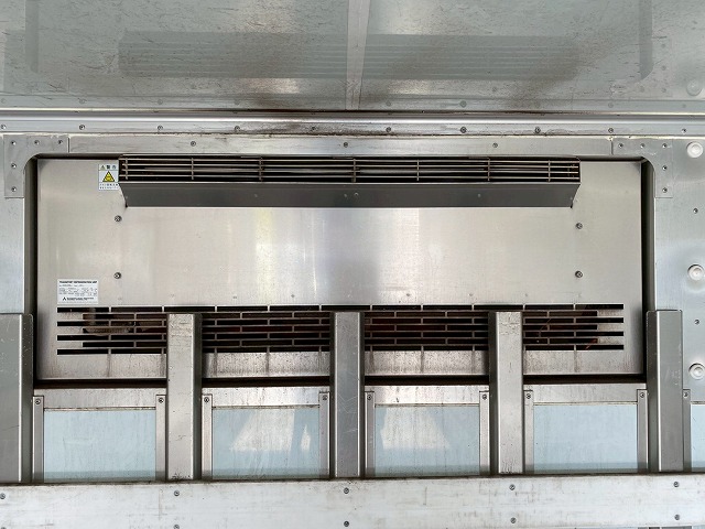 ワンオーナー菱重コールドチェーンR404Aフルキャブ6速MT|中古トラックの販売・買取・査定のアイナビ