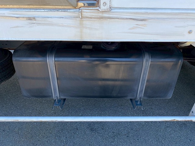 ワンオーナー菱重コールドチェーンR404Aフルキャブ6速MT|中古トラックの販売・買取・査定のアイナビ