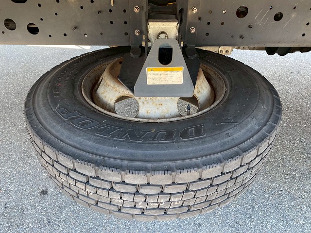 ワンオーナー菱重コールドチェーンR404Aフルキャブ6速MT|中古トラックの販売・買取・査定のアイナビ