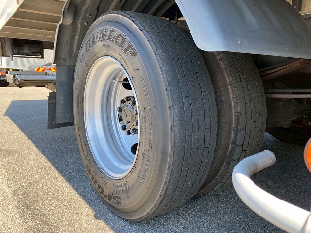 ワンオーナー菱重コールドチェーンR404Aフルキャブ6速MT|中古トラックの販売・買取・査定のアイナビ