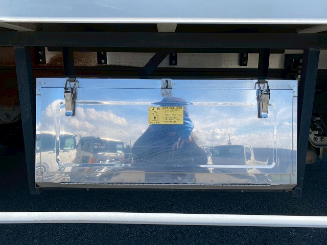 ワンオーナー菱重コールドチェーンR404Aフルキャブ6速MT|中古トラックの販売・買取・査定のアイナビ