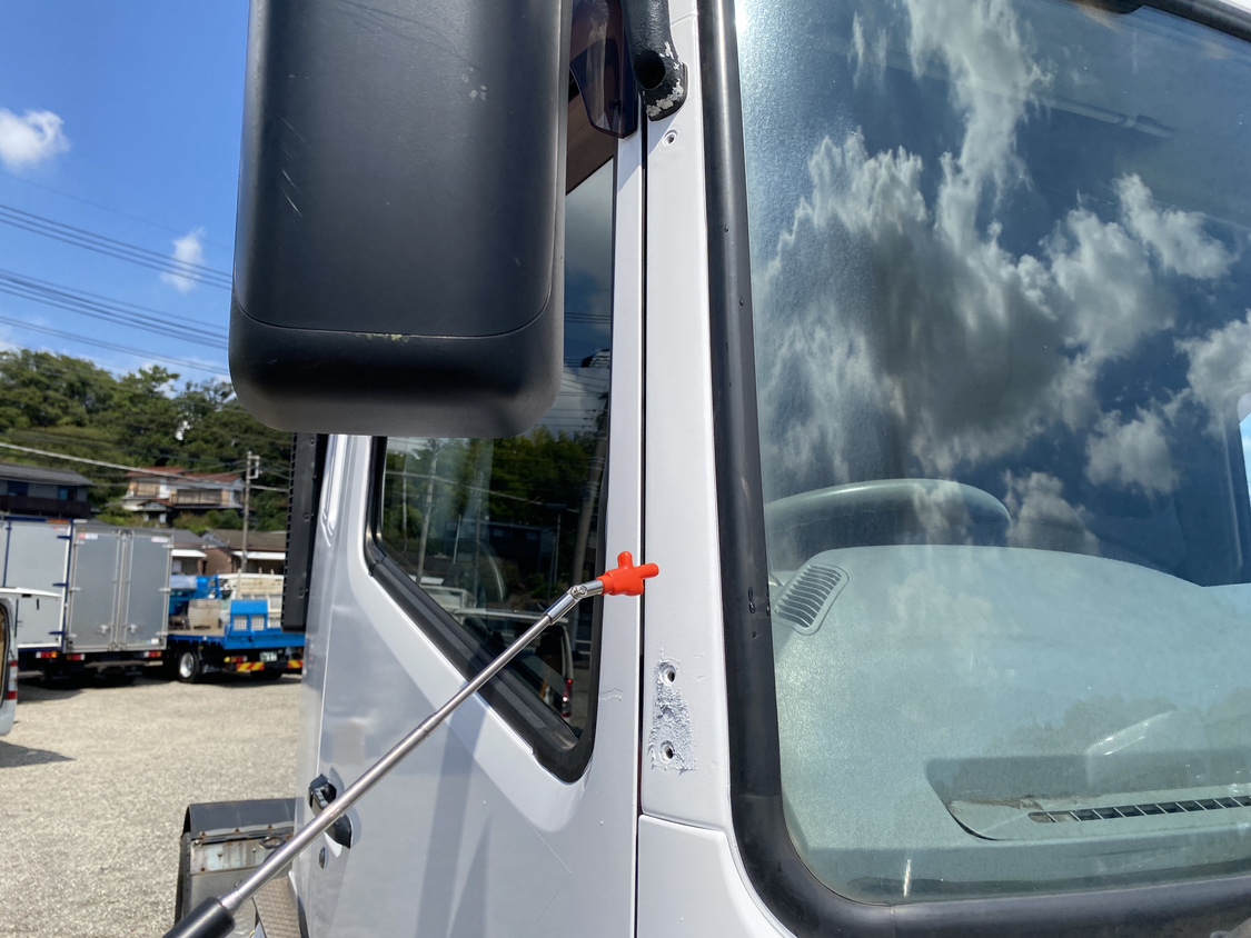 H27年式 ハイルーフトラクタ、車検付 マニュアル車|中古トラックの販売・買取・査定のアイナビ