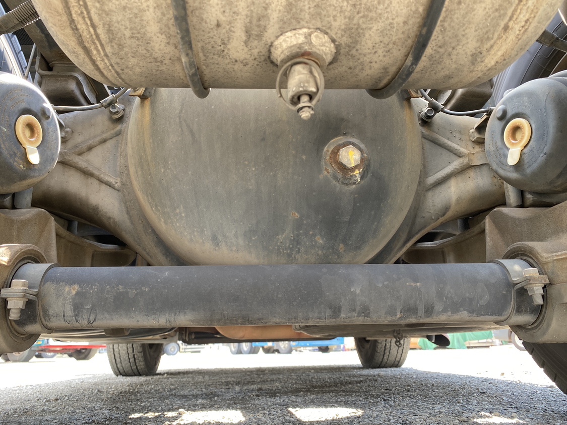 H27年式 ハイルーフトラクタ、車検付 マニュアル車|中古トラックの販売・買取・査定のアイナビ