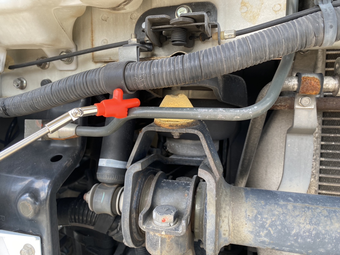 H27年式 ハイルーフトラクタ、車検付 マニュアル車|中古トラックの販売・買取・査定のアイナビ