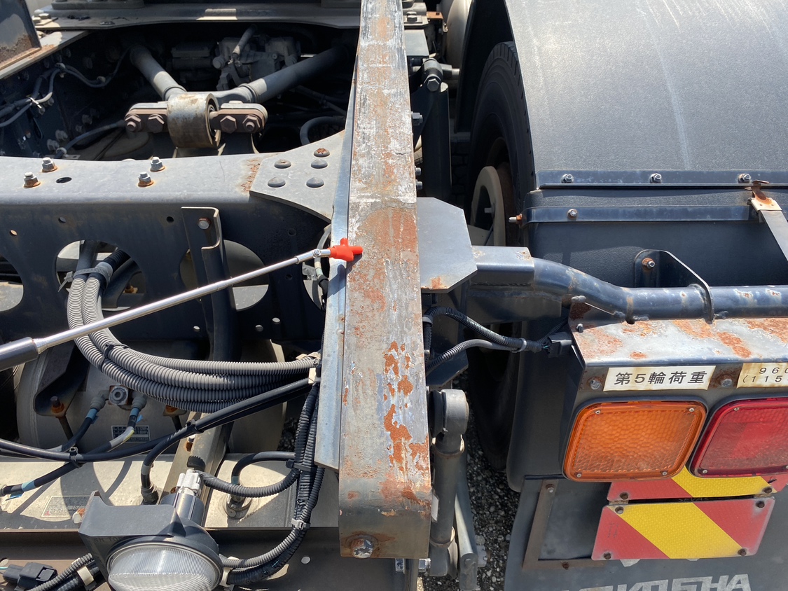 H27年式 ハイルーフトラクタ、車検付 マニュアル車|中古トラックの販売・買取・査定のアイナビ