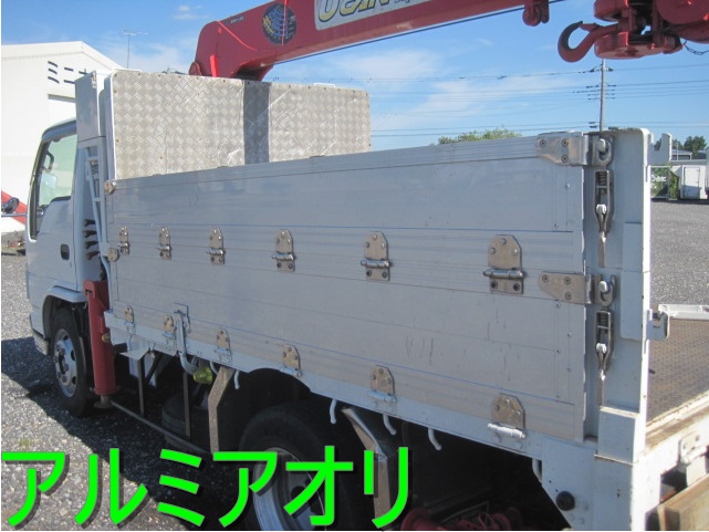 5段ブームリアジャッキ付ラジコン付ショートボディ床縞板|中古トラックの販売・買取・査定のアイナビ