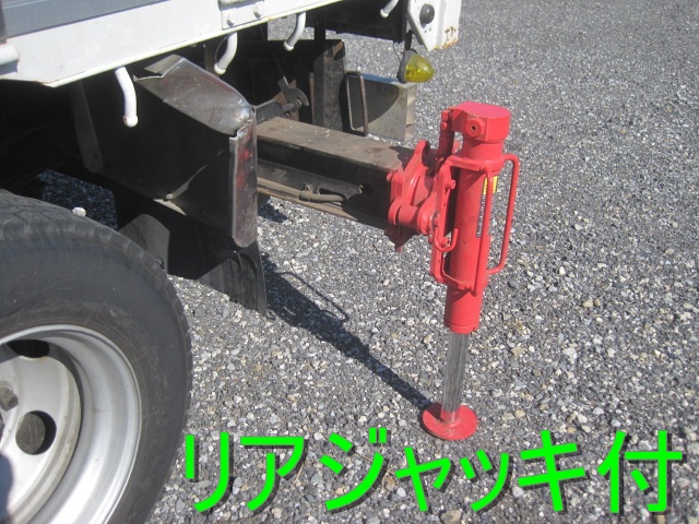 5段ブームリアジャッキ付ラジコン付ショートボディ床縞板|中古トラックの販売・買取・査定のアイナビ