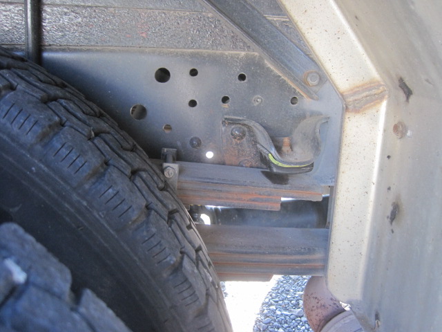 5段ブームリアジャッキ付ラジコン付ショートボディ床縞板|中古トラックの販売・買取・査定のアイナビ