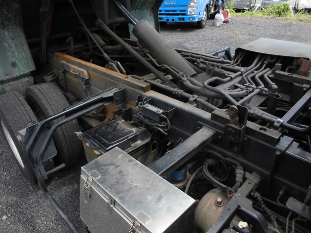 4Tパッカー車回転式ダンプ式塵芥車新明和2.55T積載|中古トラックの販売・買取・査定のアイナビ