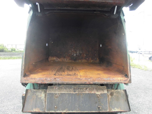 4Tパッカー車回転式ダンプ式塵芥車新明和2.55T積載|中古トラックの販売・買取・査定のアイナビ