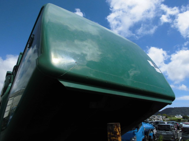 4Tパッカー車回転式ダンプ式塵芥車新明和2.55T積載|中古トラックの販売・買取・査定のアイナビ