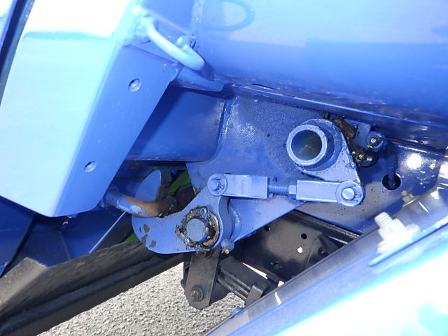 いすゞ 平成24年式 塵芥車 4.3立米 プレス式|中古トラックの販売・買取・査定のアイナビ