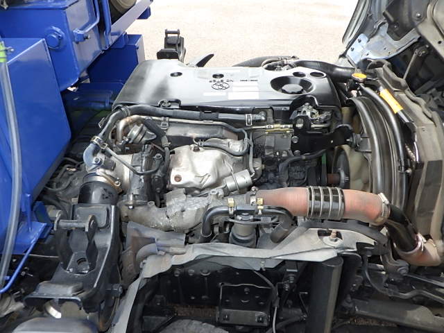 いすゞ 平成24年式 塵芥車 4.3立米 プレス式|中古トラックの販売・買取・査定のアイナビ