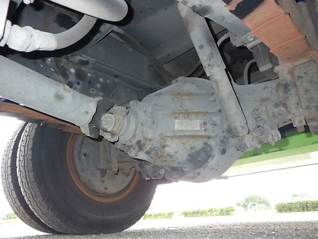 いすゞ 平成24年式 塵芥車 4.3立米 プレス式|中古トラックの販売・買取・査定のアイナビ