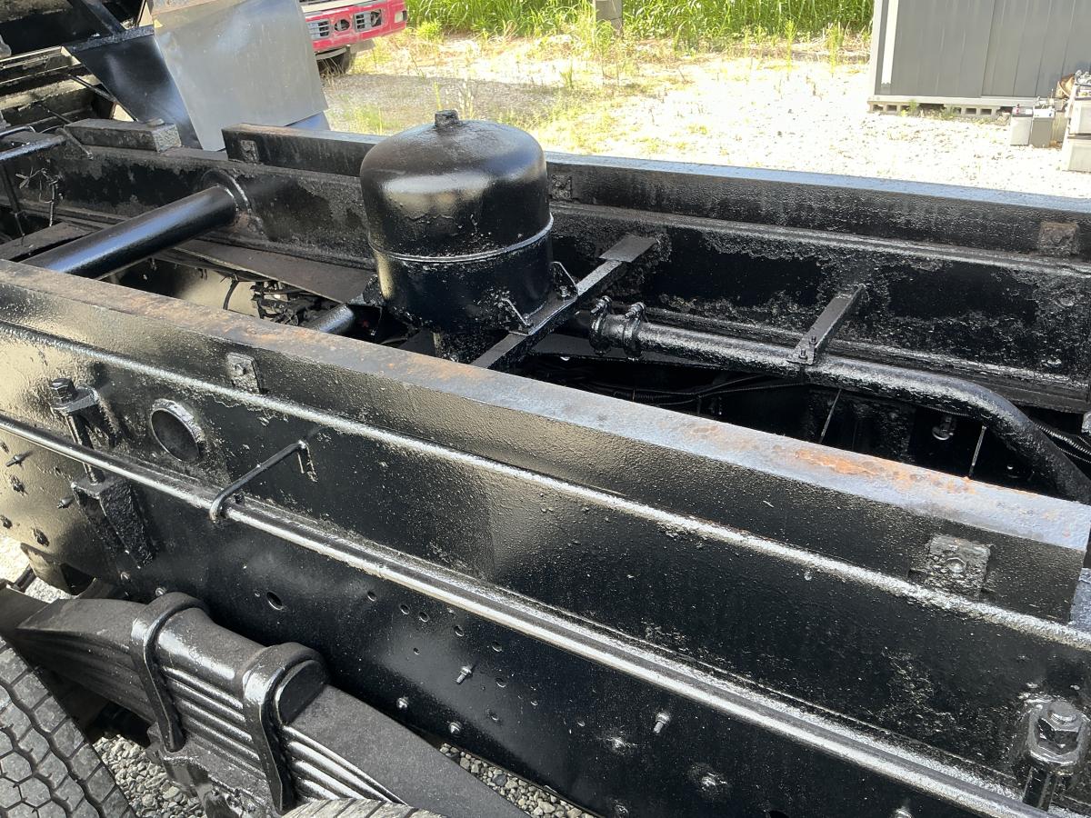 ★H19イスズギガ深ダンプ22トン車|中古トラックの販売・買取・査定のアイナビ