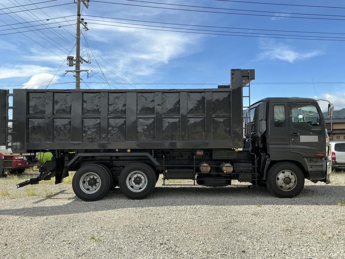 ★H19イスズギガ深ダンプ22トン車|中古トラックの販売・買取・査定のアイナビ