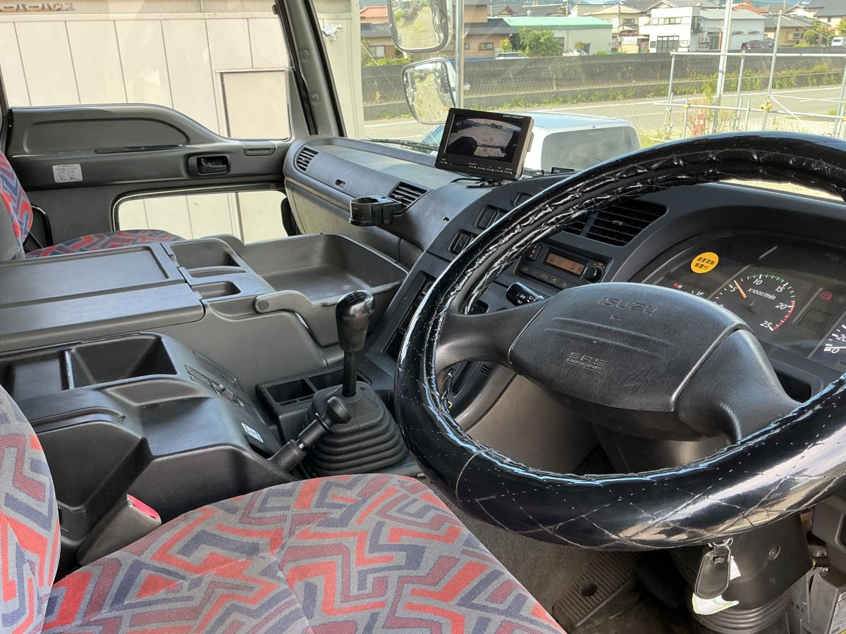 ★H19イスズギガ深ダンプ22トン車|中古トラックの販売・買取・査定のアイナビ