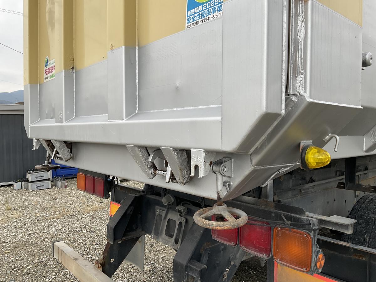 ★H18日野プロフィア深ダンプ22トンステンレスボディ水密|中古トラックの販売・買取・査定のアイナビ
