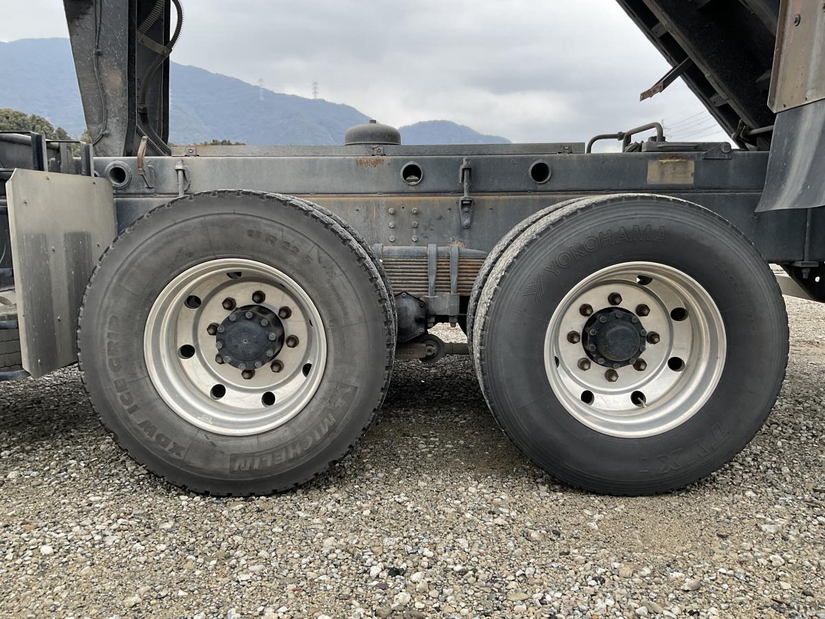 ★H18日野プロフィア深ダンプ22トンステンレスボディ水密|中古トラックの販売・買取・査定のアイナビ