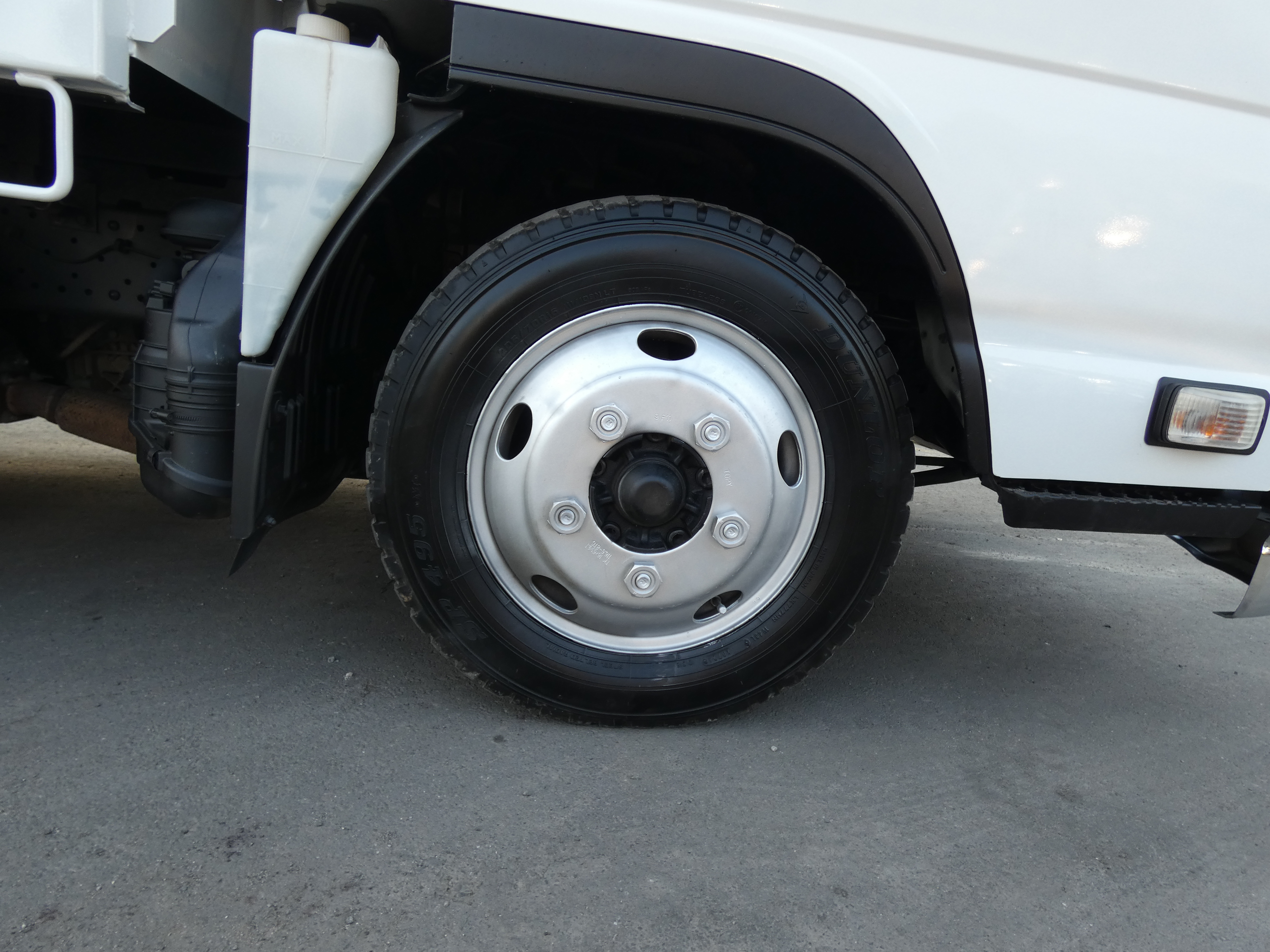 エルフ　2トン　ダンプ　コボレーン付き　250908|中古トラックの販売・買取・査定のアイナビ