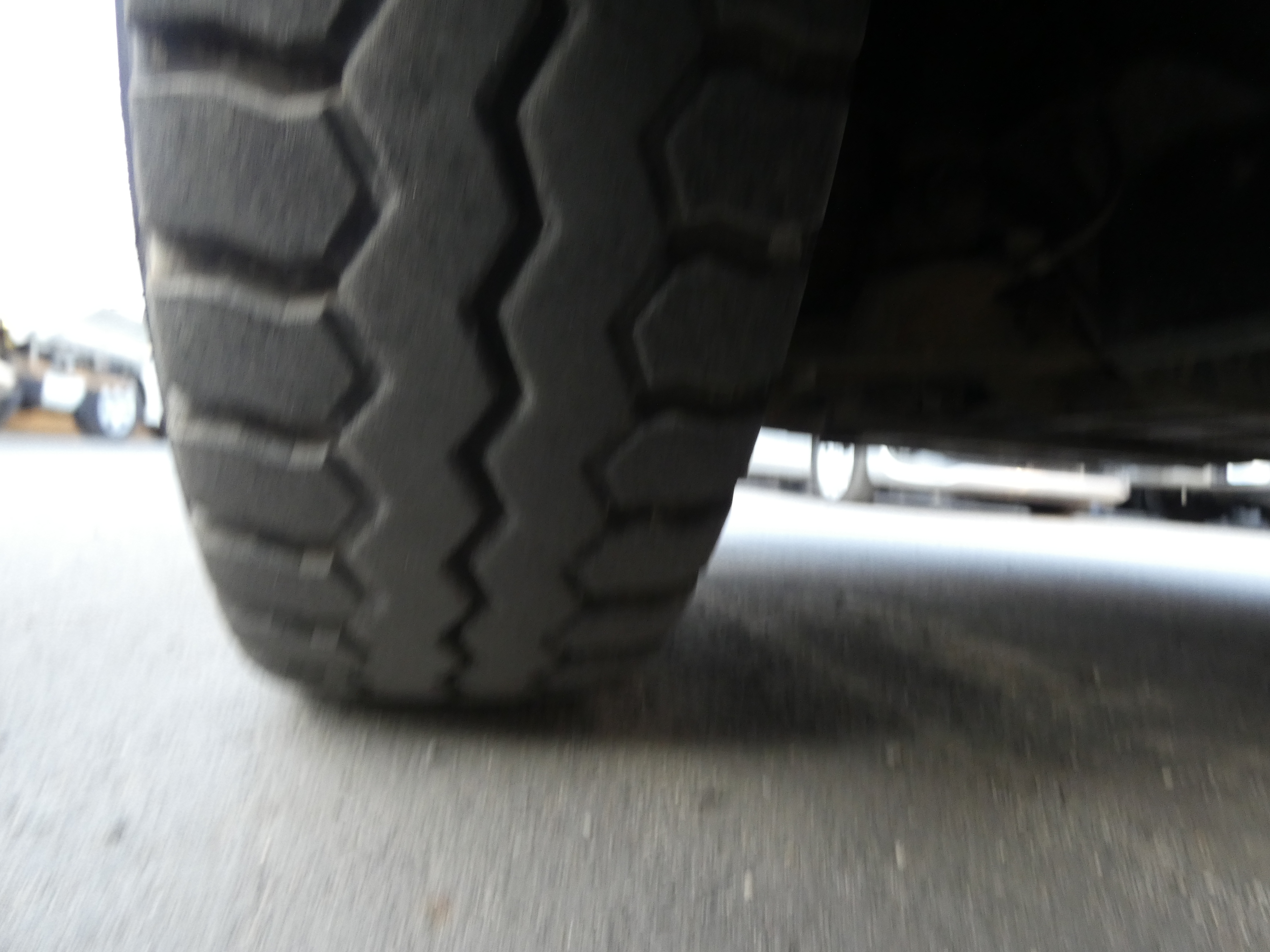 エルフ　2トン　ダンプ　コボレーン付き　250908|中古トラックの販売・買取・査定のアイナビ