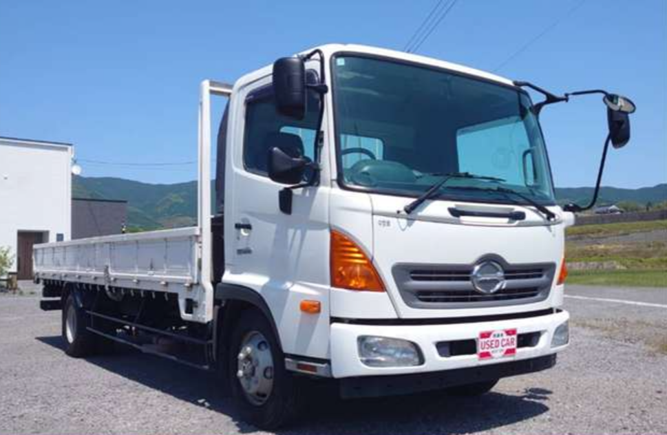 日野自動車レンジャー 4トン平ボディ 210馬力(カタログ値)|中古トラックの販売・買取・査定のアイナビ