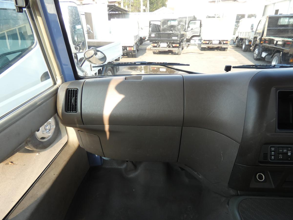 H18　29人乗り マイクロバス AT オートスイングドア　250909|中古トラックの販売・買取・査定のアイナビ