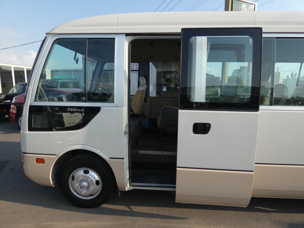 H18　29人乗り マイクロバス AT オートスイングドア　250909|中古トラックの販売・買取・査定のアイナビ