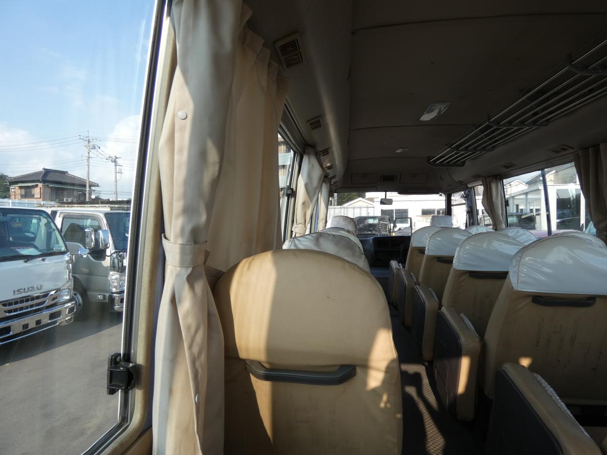H18　29人乗り マイクロバス AT オートスイングドア　250909|中古トラックの販売・買取・査定のアイナビ