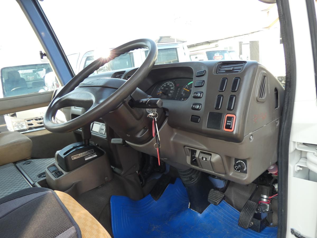 H18　29人乗り マイクロバス AT オートスイングドア　250909|中古トラックの販売・買取・査定のアイナビ