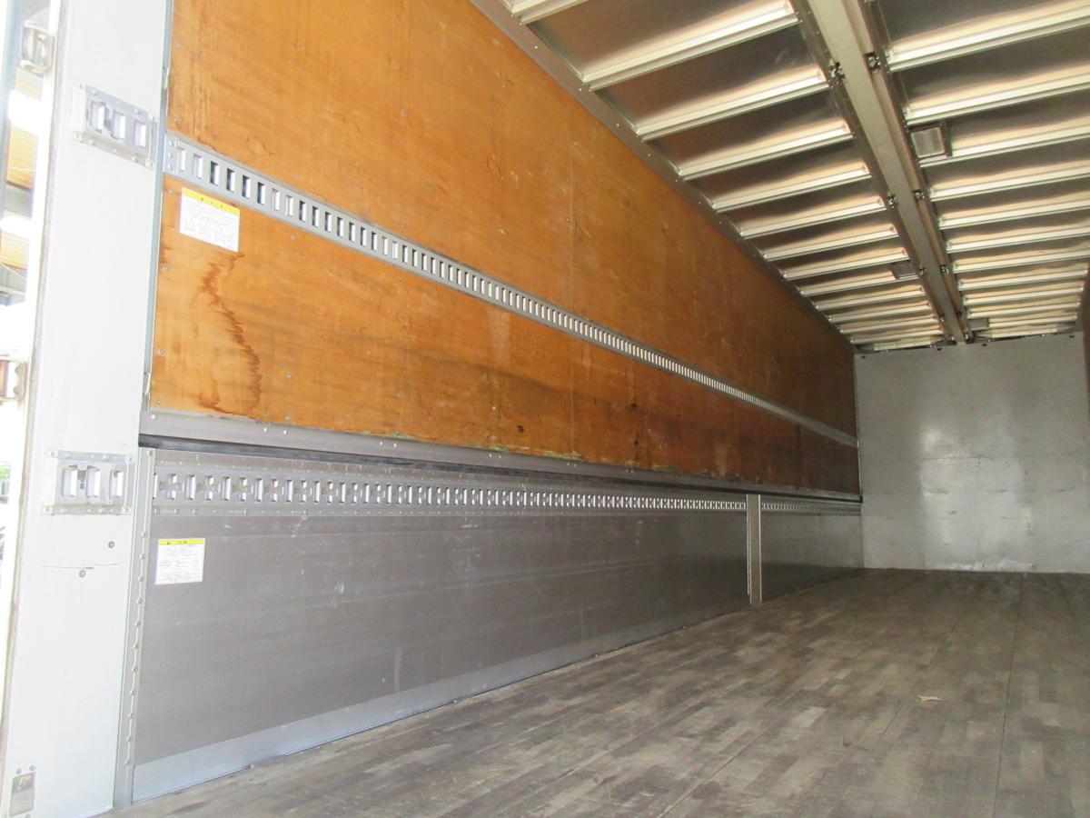 ハイルーフクオン4軸低床アルミウイング|中古トラックの販売・買取・査定のアイナビ