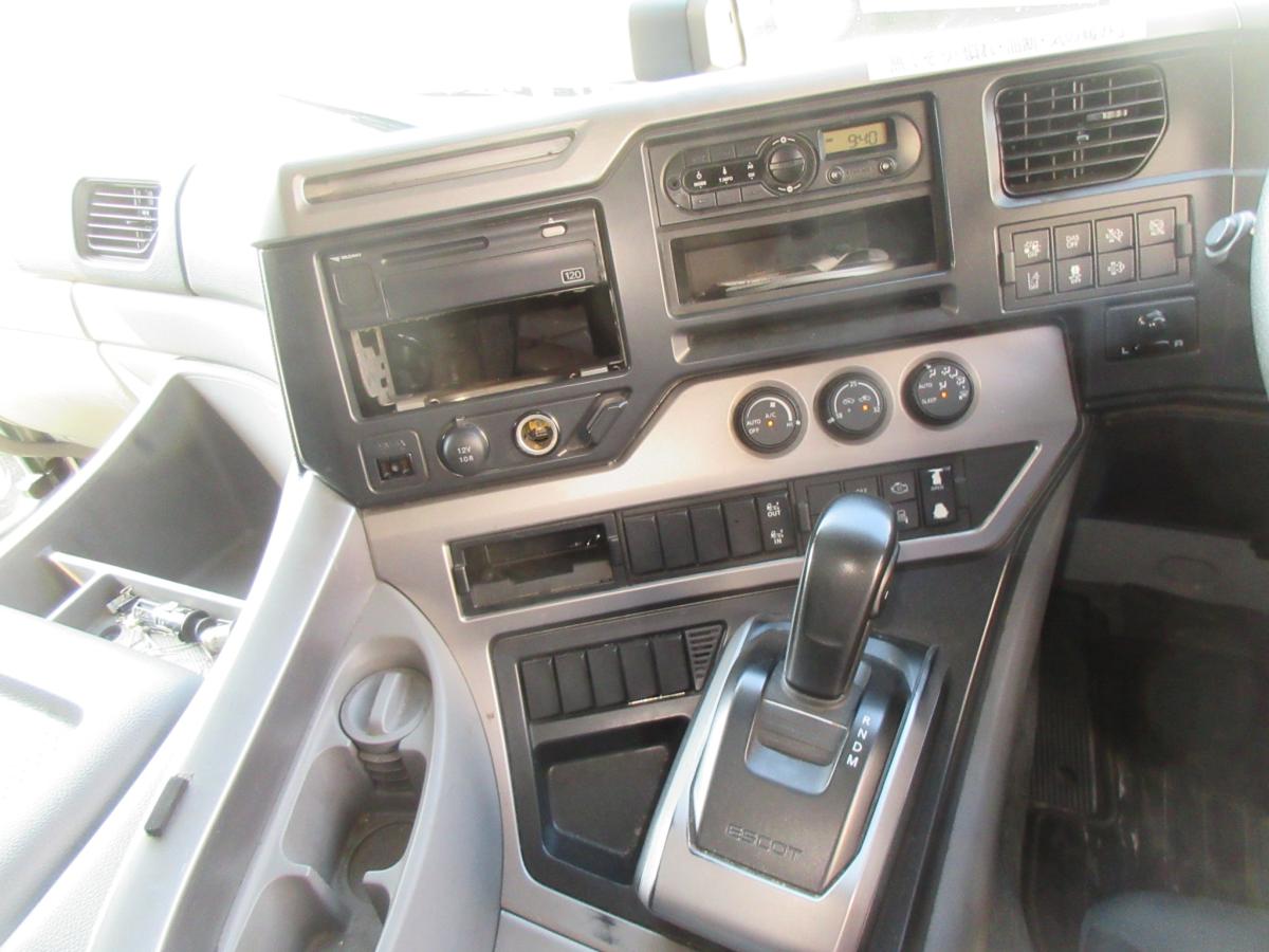 ハイルーフクオン4軸低床アルミウイング|中古トラックの販売・買取・査定のアイナビ