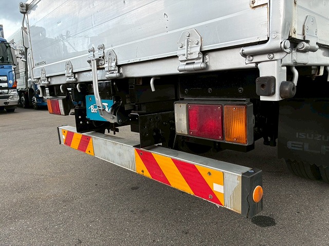 保証対象車両TM-ZE293HRフックイン2.93tアルミブロック|中古トラックの販売・買取・査定のアイナビ