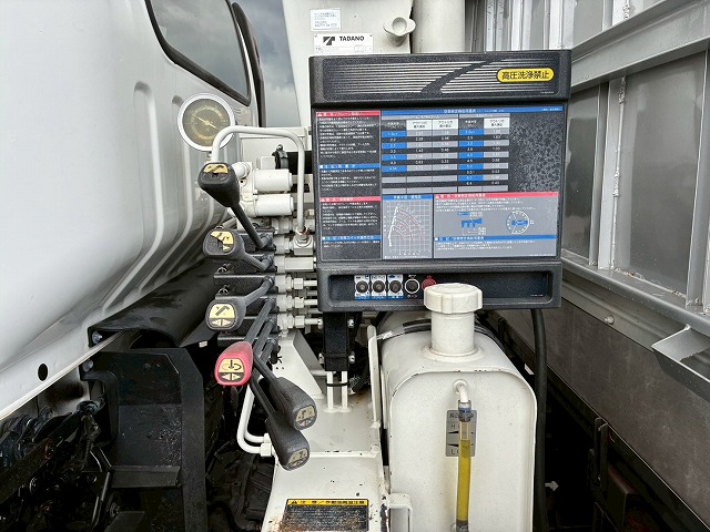 保証対象車両TM-ZE293HRフックイン2.93tアルミブロック|中古トラックの販売・買取・査定のアイナビ