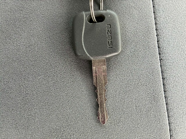 保証対象車両TM-ZE293HRフックイン2.93tアルミブロック|中古トラックの販売・買取・査定のアイナビ