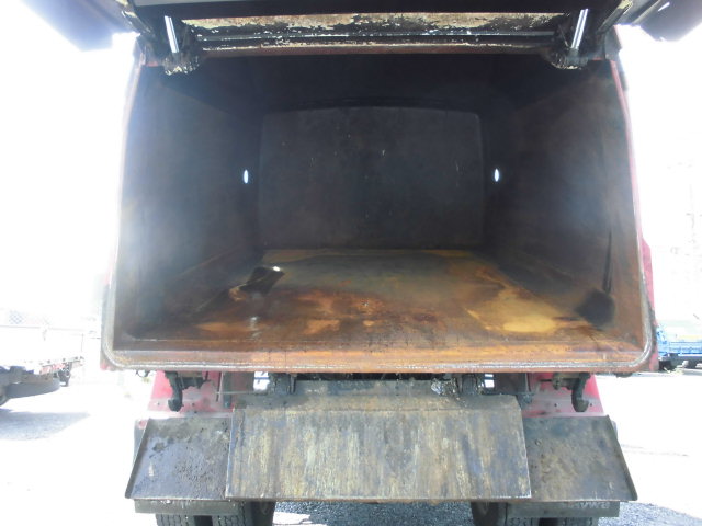 3tワイド パッカー車 回転式 ダンプ式 塵芥車 新明和|中古トラックの販売・買取・査定のアイナビ