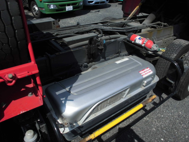 3tワイド パッカー車 回転式 ダンプ式 塵芥車 新明和|中古トラックの販売・買取・査定のアイナビ