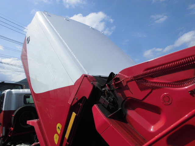 3tワイド パッカー車 回転式 ダンプ式 塵芥車 新明和|中古トラックの販売・買取・査定のアイナビ