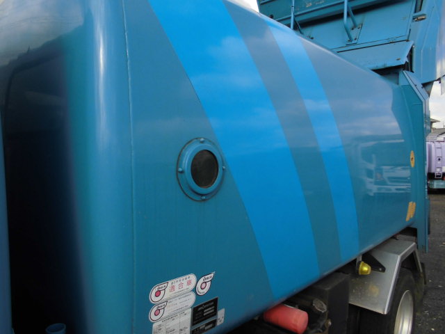 3T パッカー車 回転式 ダンプ式 塵芥車 5.7立米|中古トラックの販売・買取・査定のアイナビ