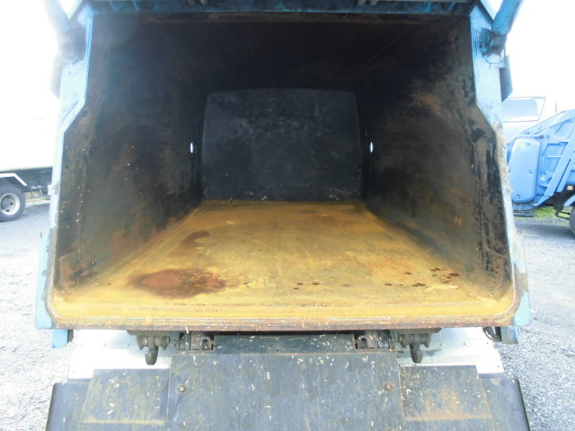 3T パッカー車 回転式 ダンプ式 塵芥車 5.7立米|中古トラックの販売・買取・査定のアイナビ