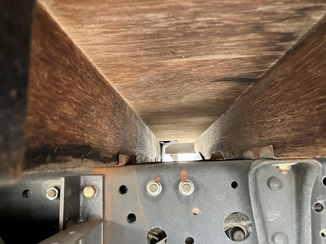 三菱ふそう 平ボディ キャンター|中古トラックの販売・買取・査定のアイナビ