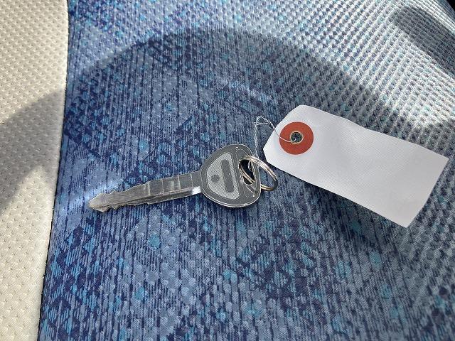 三菱ふそう 平ボディ キャンター|中古トラックの販売・買取・査定のアイナビ