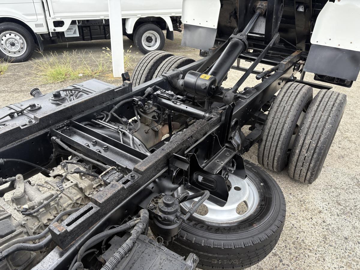 H24 デュトロ 2tダンプ|中古トラックの販売・買取・査定のアイナビ