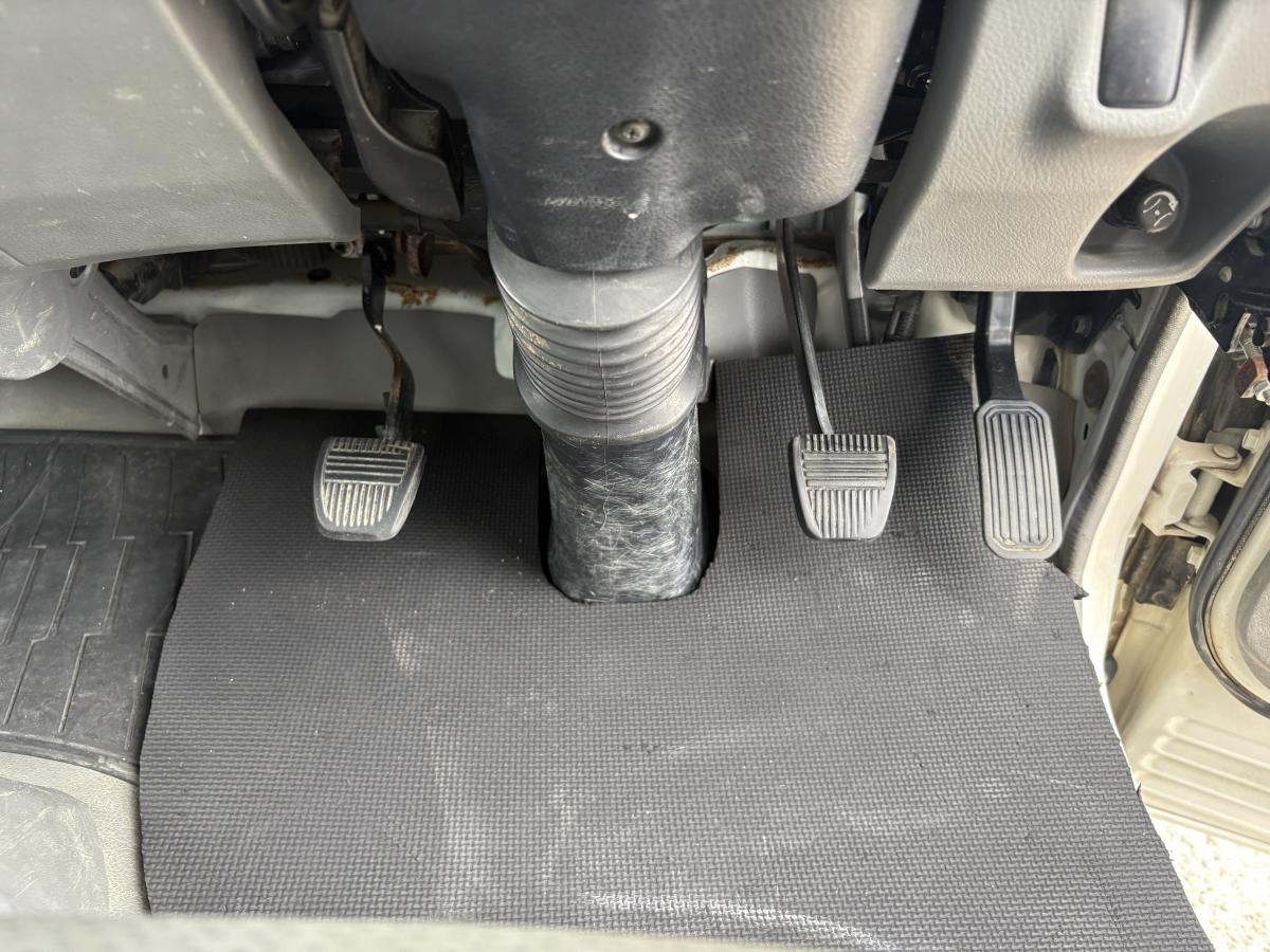 H24 デュトロ 2tダンプ|中古トラックの販売・買取・査定のアイナビ